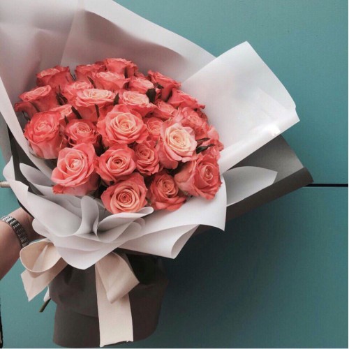 Купить на заказ Букет из 31 розовой розы с доставкой в Ушарале