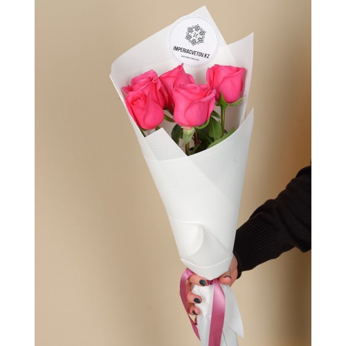 Купить на заказ Букет из 5 розовых роз с доставкой в Ушарале