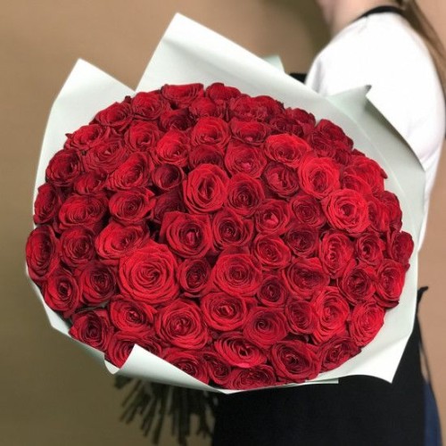 Купить на заказ Букет из 75 красных роз с доставкой в Ушарале