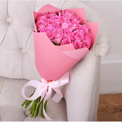 Купить на заказ Букет из 21 розовой розы с доставкой в Ушарале